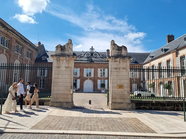Avenue de Champagne Avenue de Champagne